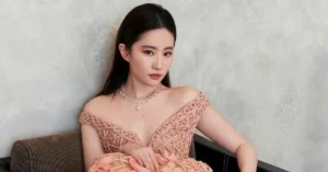 Lưu Diệc Phi xuất hiện với diện mạo đặc sắc