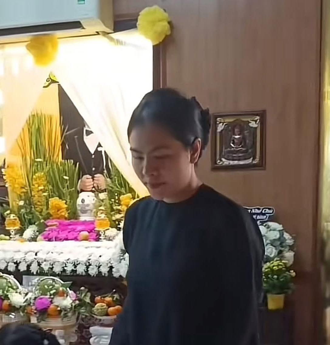 Vân Trang chia sẻ nỗi buồn